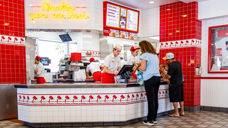 In-N-Out customer order