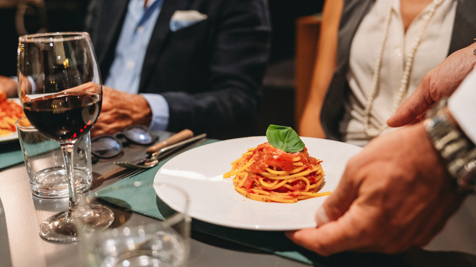 Why Italian Chain Restaurants In The US Don't Provide Truly Authentic Tastes Of Italy - Tasting Table
