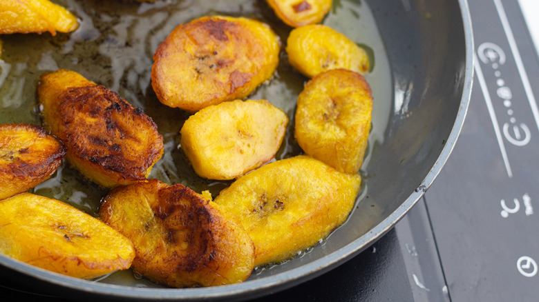 Fried plantains in pan 