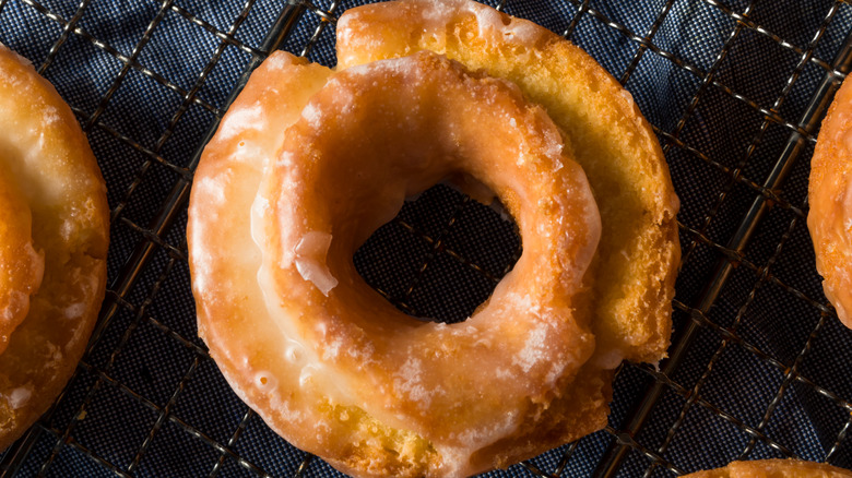 close up of old fashioned donut