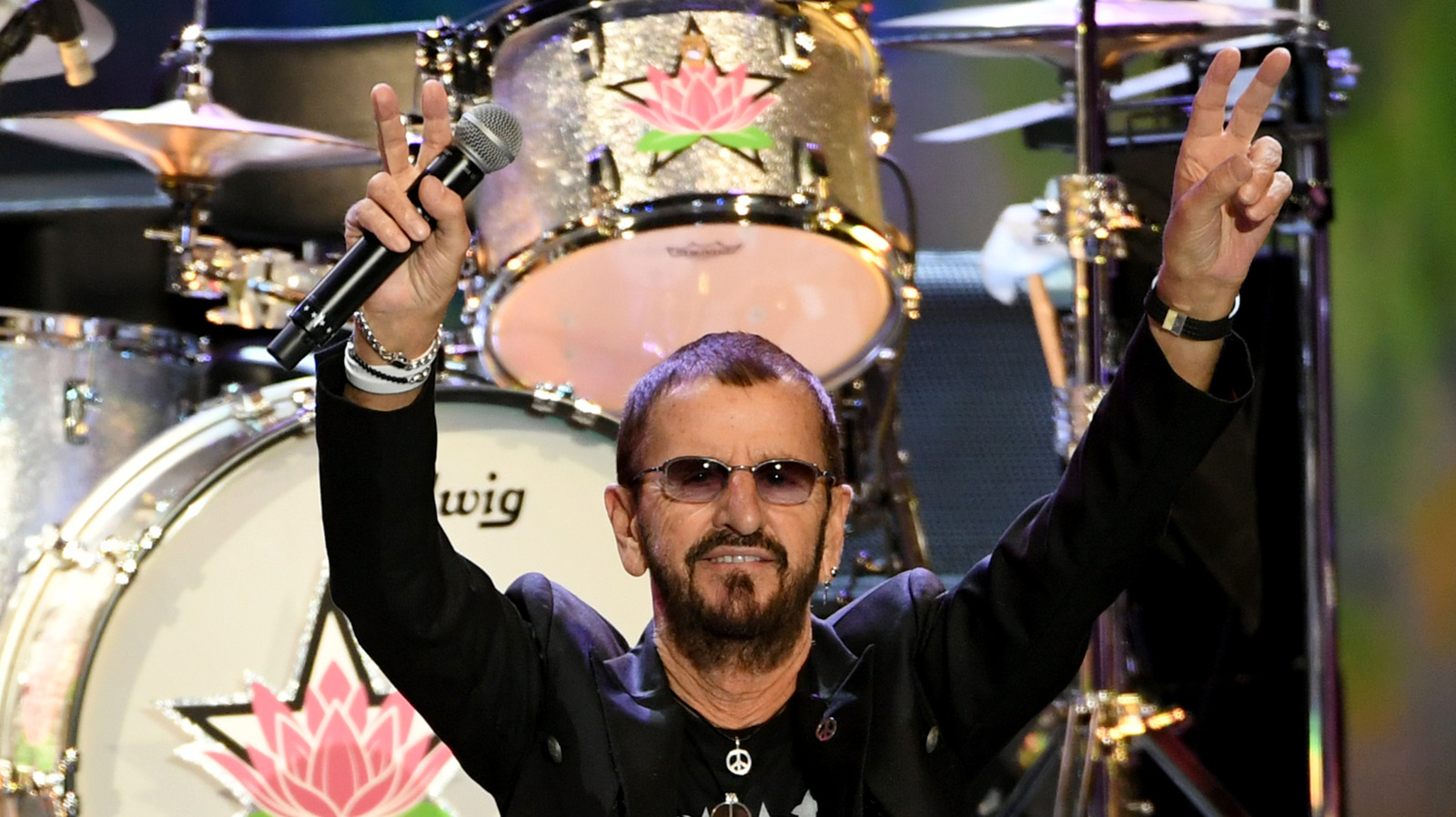 Why Ringo Starr's Pizza Hut Commercial Never Made Sense - Tasting Table