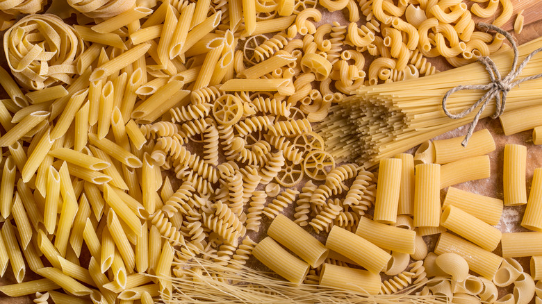 Dry pasta shapes