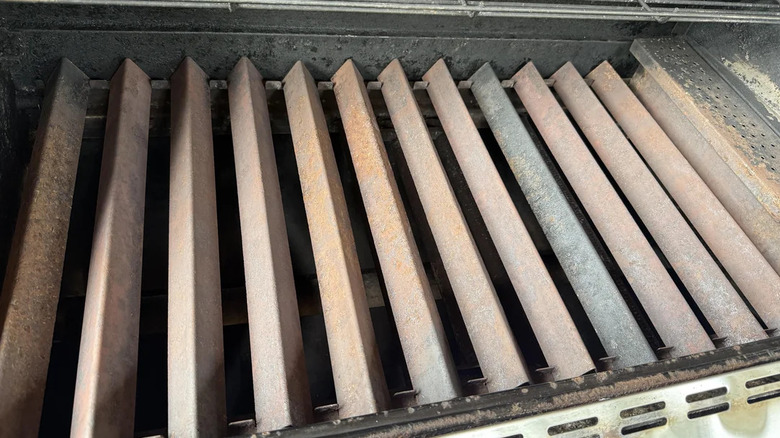 Flavorizer bars on a Weber grill
