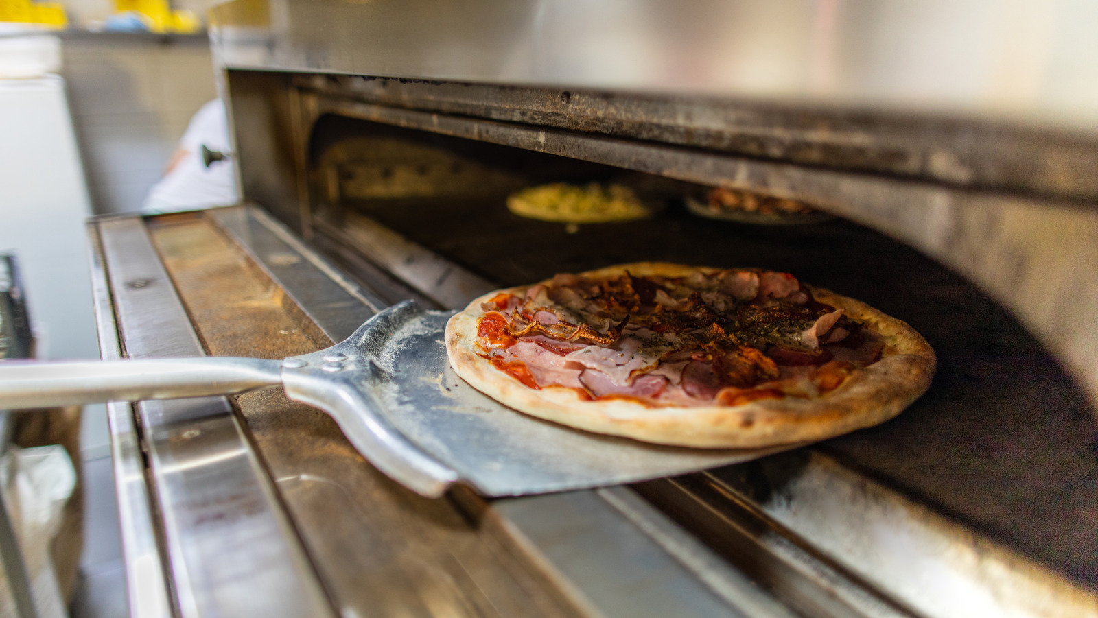 Why There's Little To Worry About Over New York's Proposed Pizza Oven 'Ban'