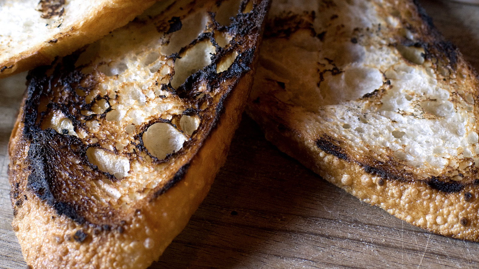 Why Toast Tastes Better At A Restaurant Than At Home