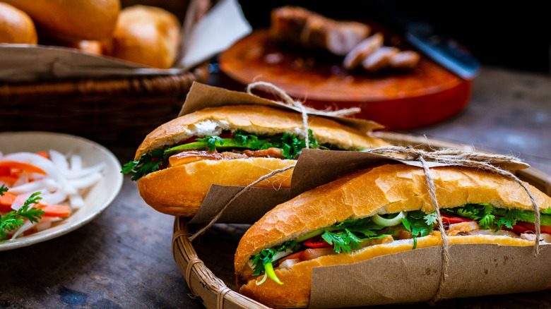 banh mi wrapped with twine