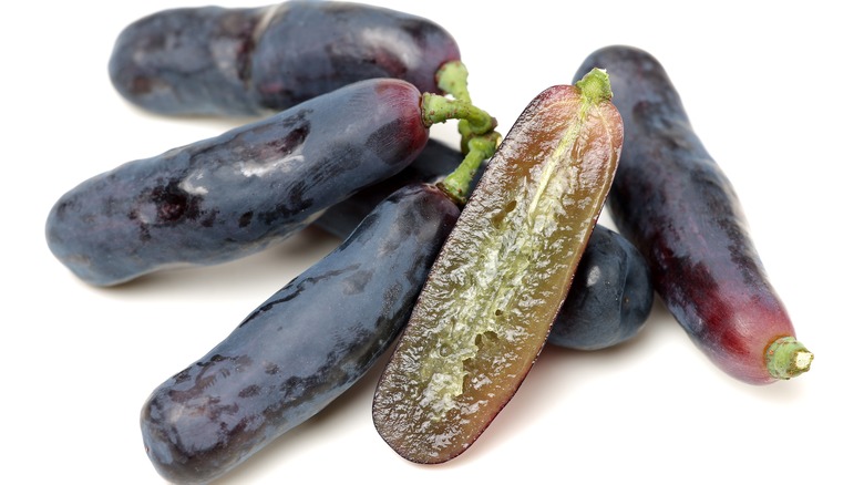sliced Witch Finger grape bunch