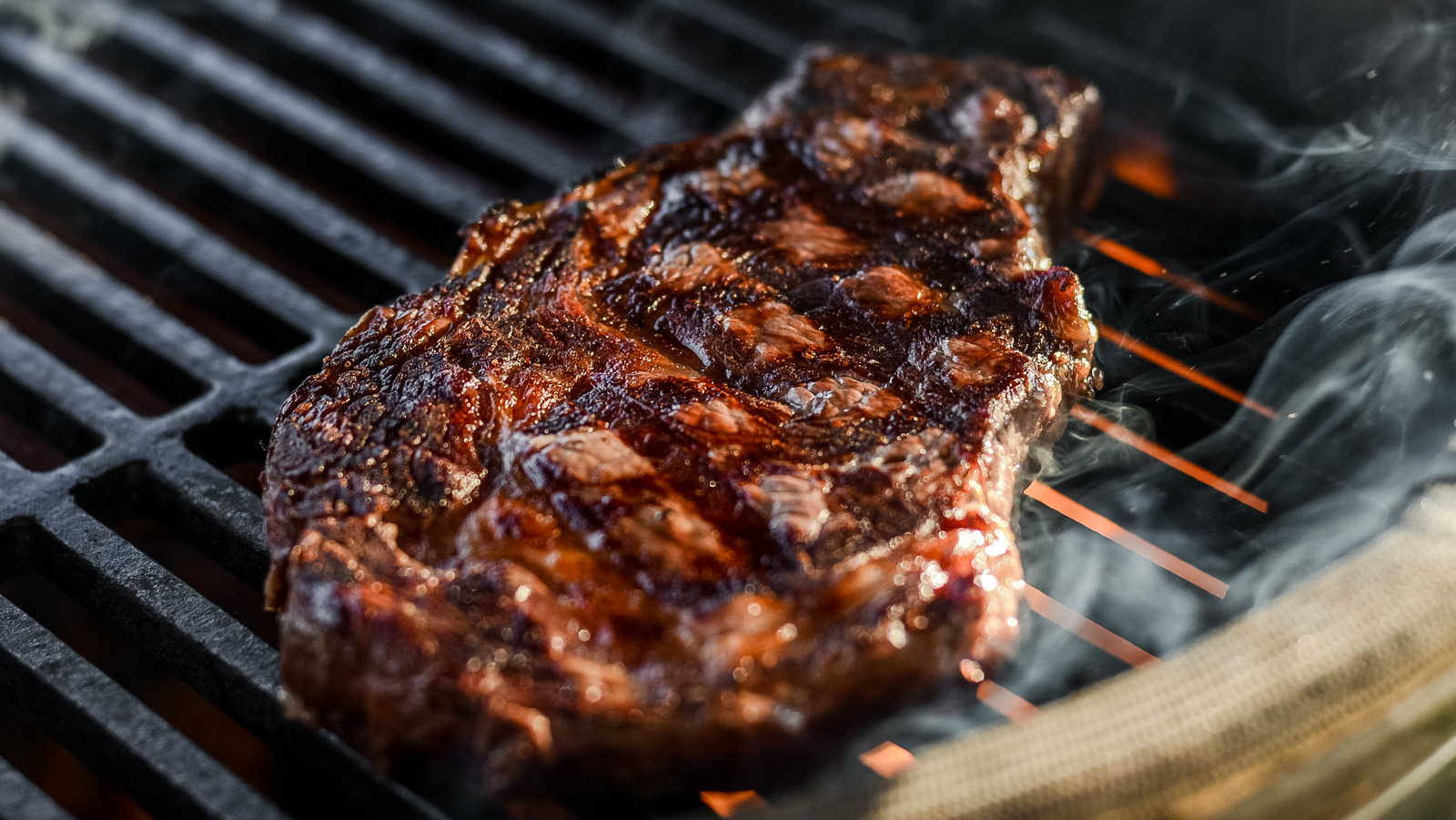 Why You May Have To Give Up Perfecting Grill Marks On One Side