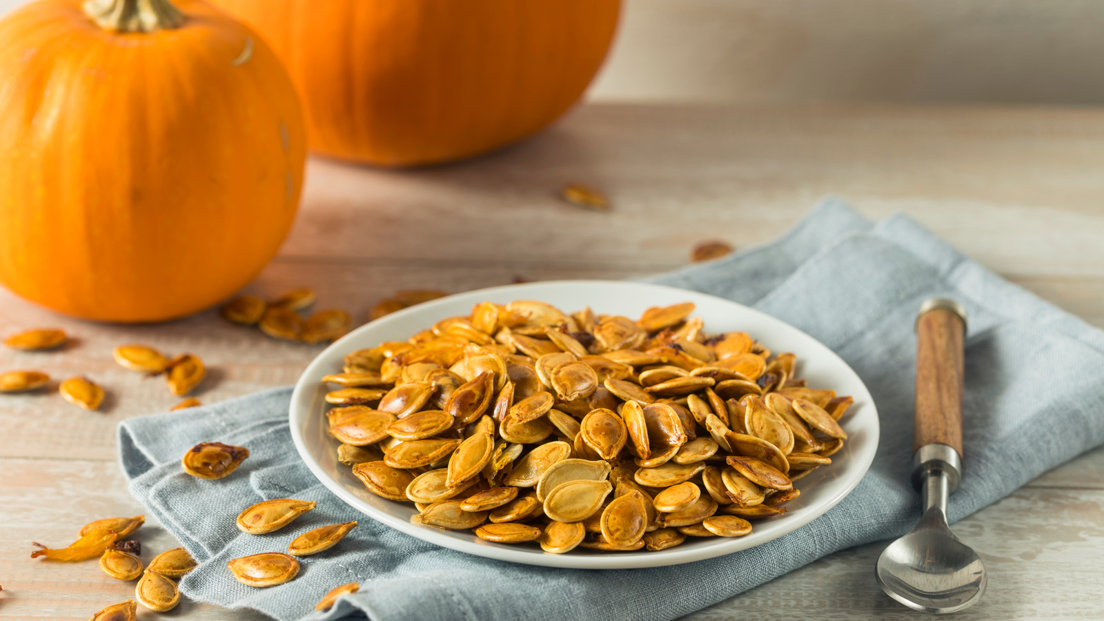 Why You Need To Allow Pumpkin Seeds To Rest After Roasting