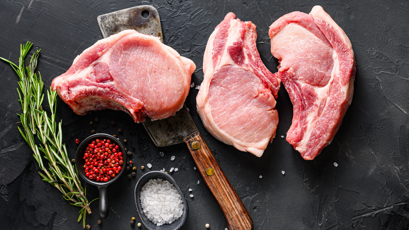 Why You Need To Trim The Fat From Pork Chops When Grilling 