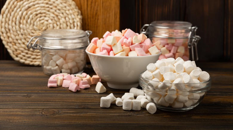 marshmallows in bowls