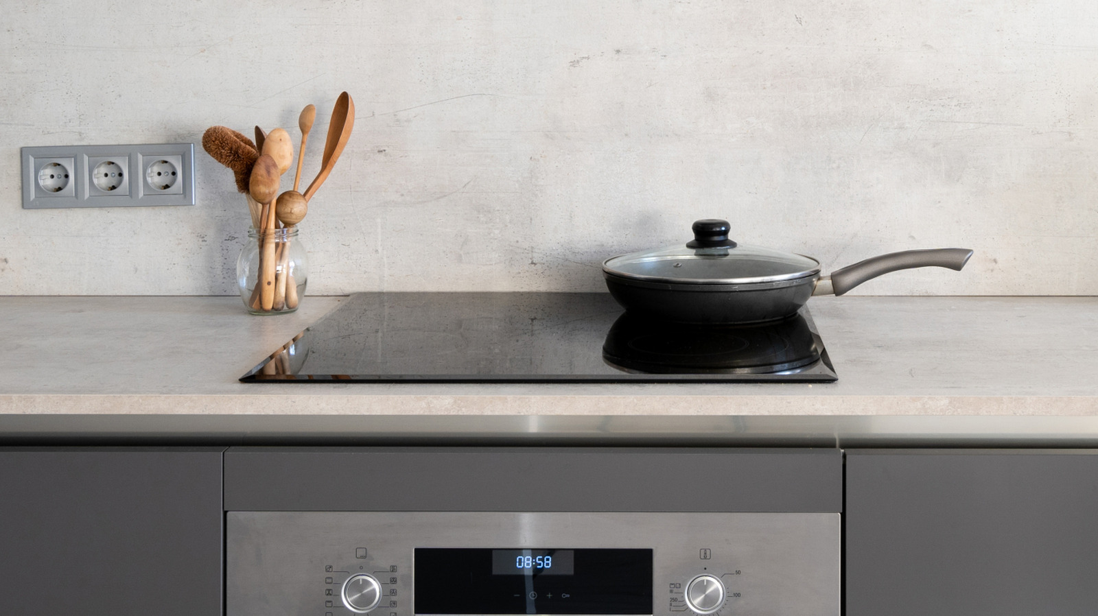Why You Should Avoid This Whirlpool Induction Cooktop, According To Consumer Reports