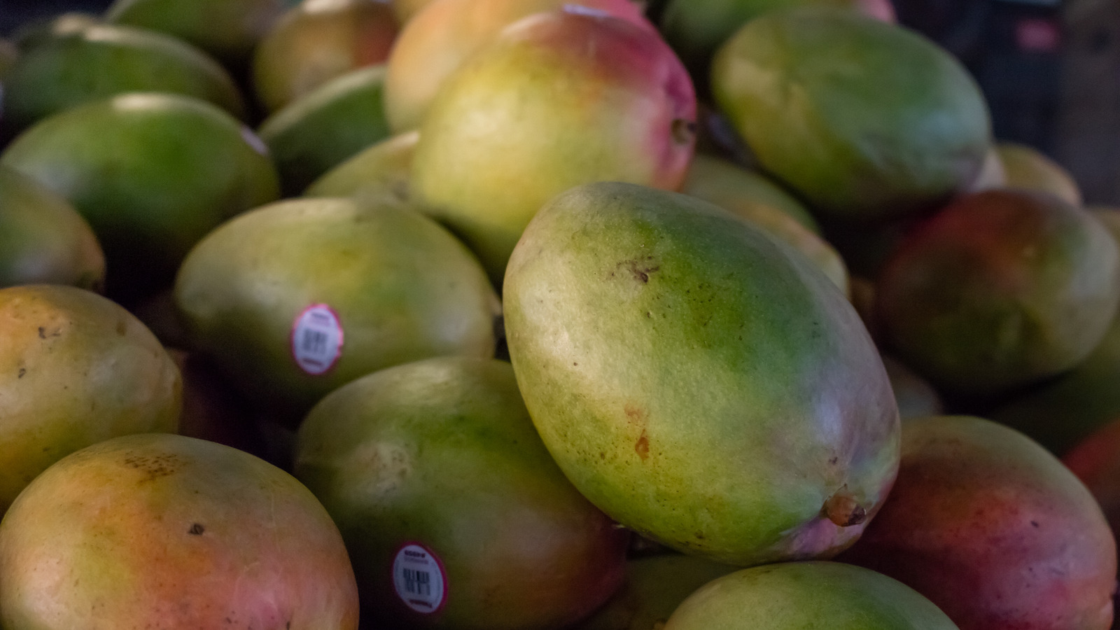 Why You Should Check The Origin Location Of Produce At The Store