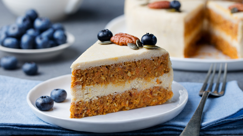 slice of carrot cake with fruit