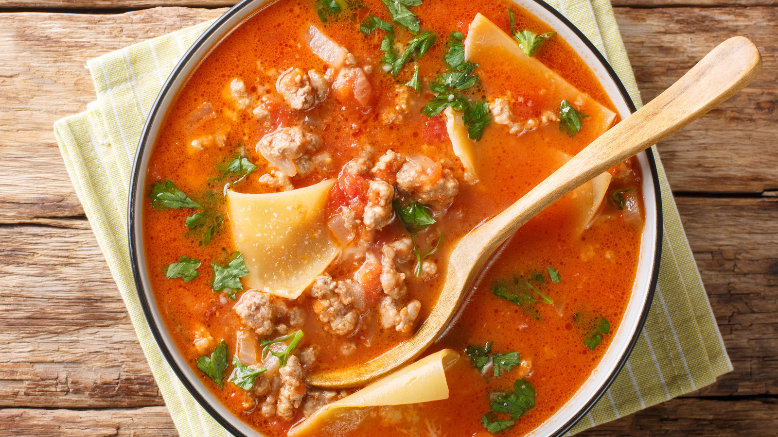 Why You Should Consider PreCooking The Noodles For Lasagna Soup