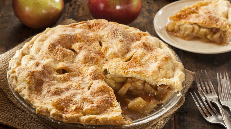 Sliced apple pie
