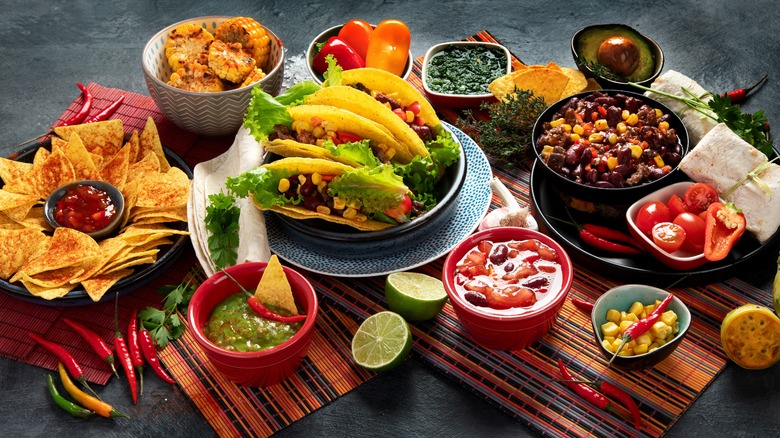 A platter of Mexican food