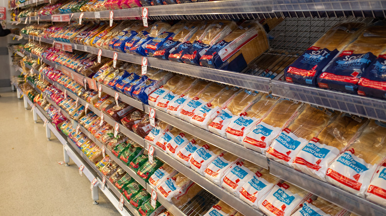 supermarket bread aisle