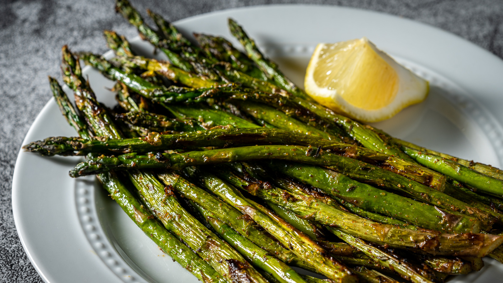 Why You Should Start Peeling Asparagus Ends Instead Of Snapping