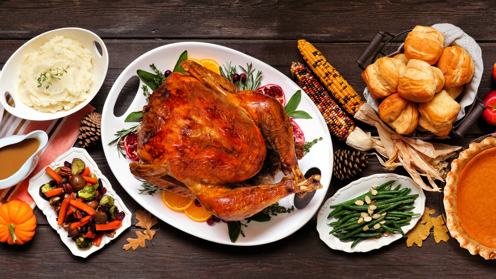 https://www.tastingtable.com/img/gallery/why-you-should-start-roasting-your-thanksgiving-turkey-upside-down/l-intro-1665781181.jpg