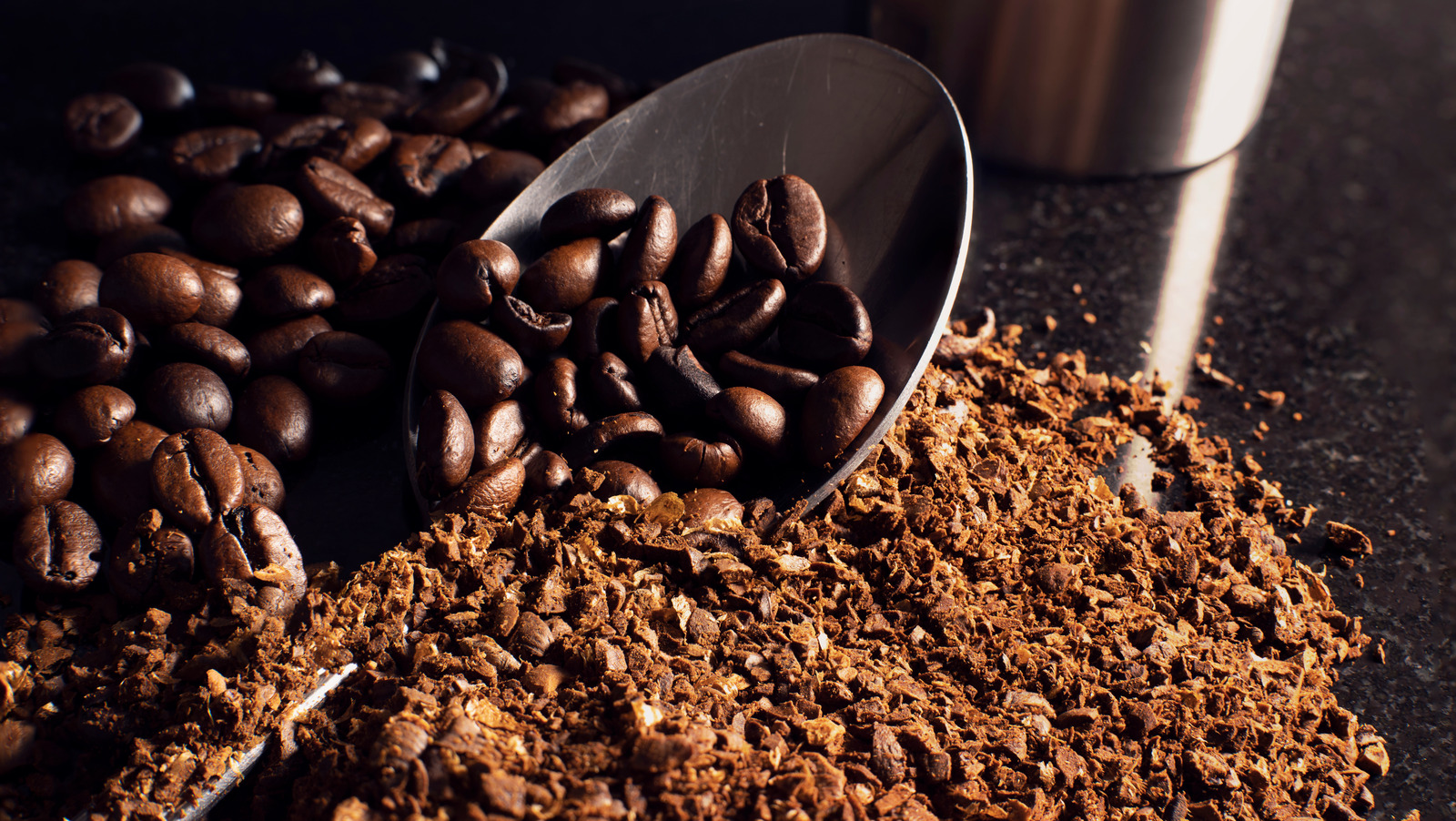 How to Grind Coffee Beans with a Blender