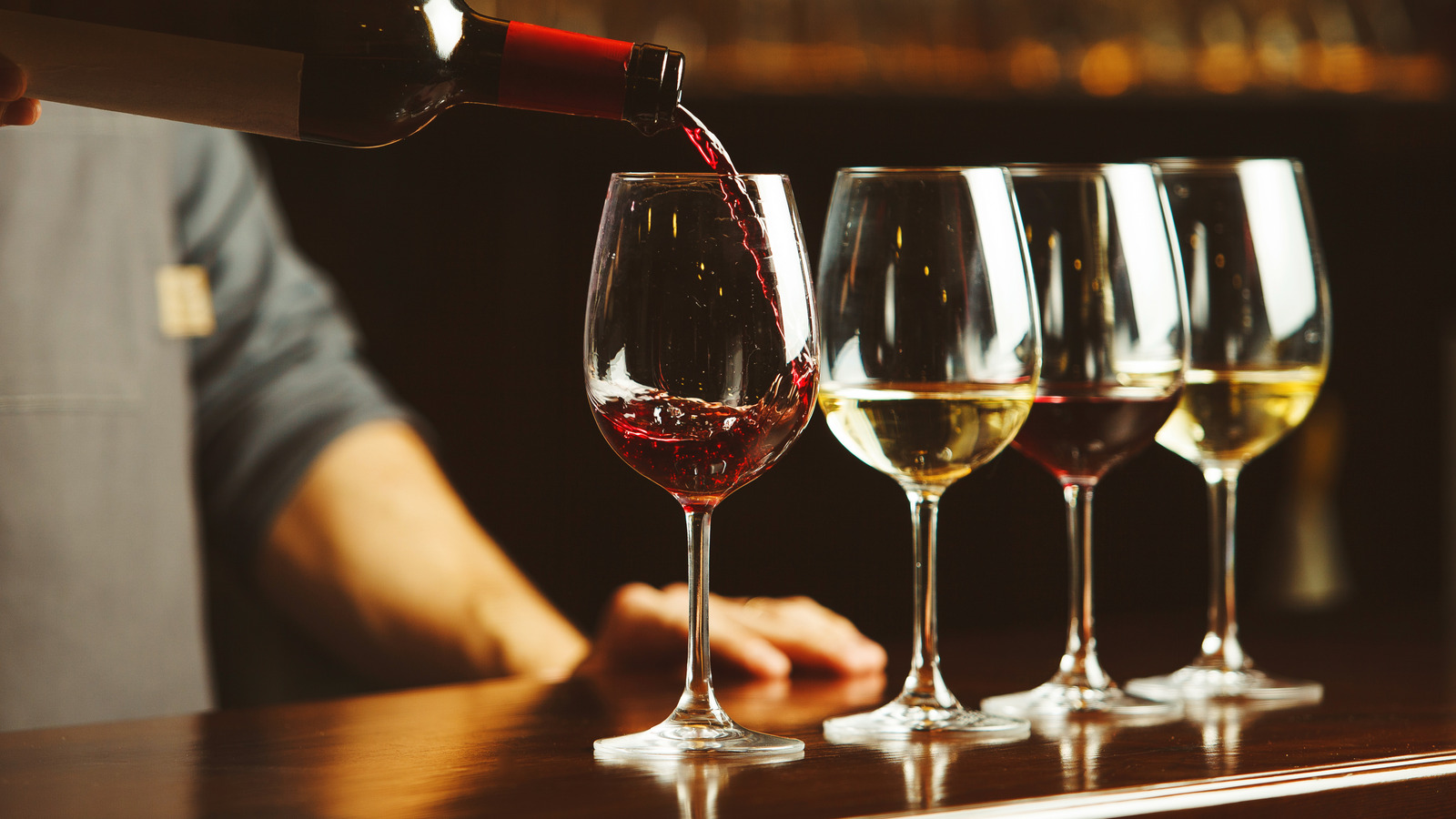 Why You Should Think Twice About Putting Ice In Wine 247 cooking