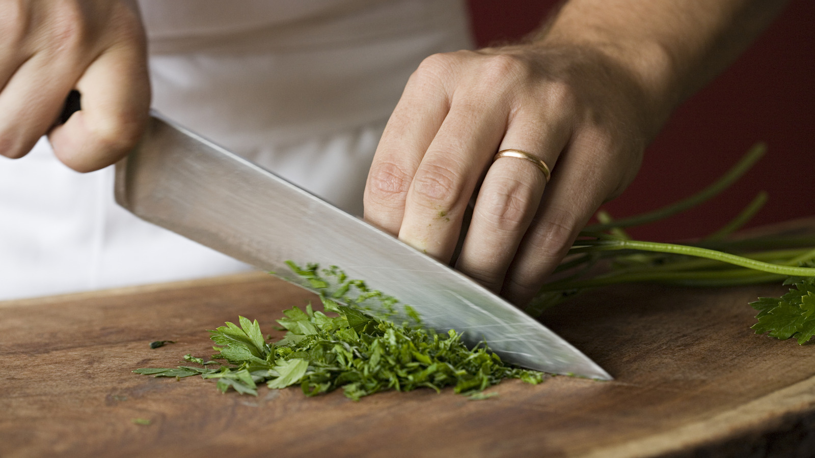 The Rubber Cutting Board That Professional Chefs Swear By