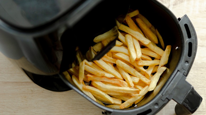 fries in an air-fryer 