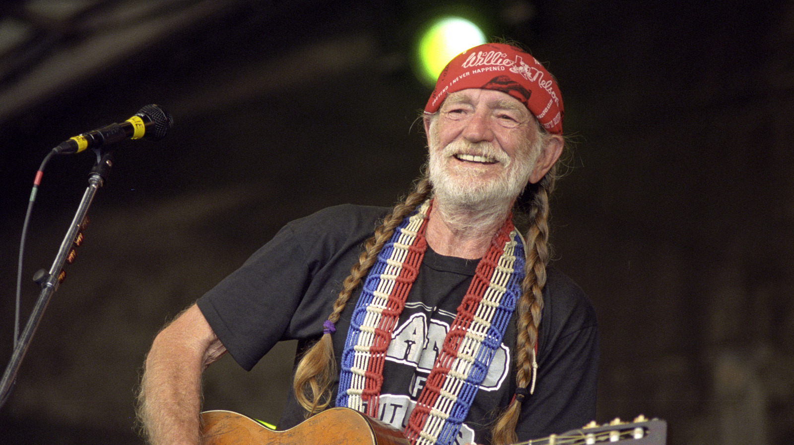 Willie Nelson's 1970s Hit Inspired This Kentucky Bourbon Whiskey - Tasting Table