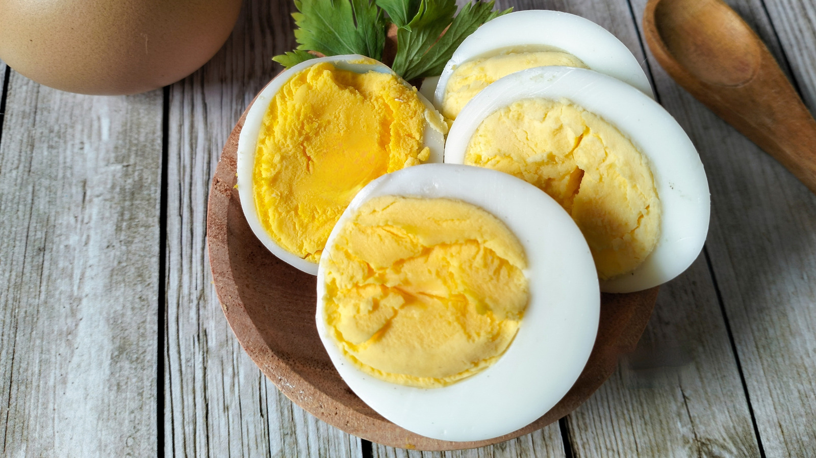With A Pan And Some Parmesan, You Can Transform Boiled Eggs Into A Crispy Snack