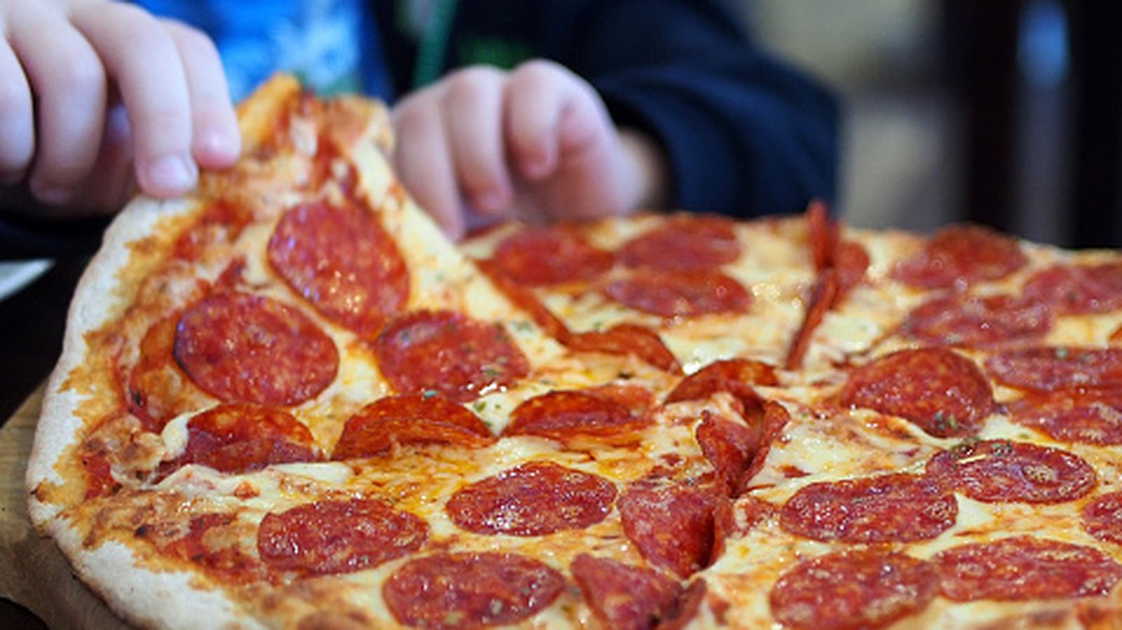 This Was Clearly The Worst Pepperoni Pizza That We Tried From A Popular Chain - Tasting Table