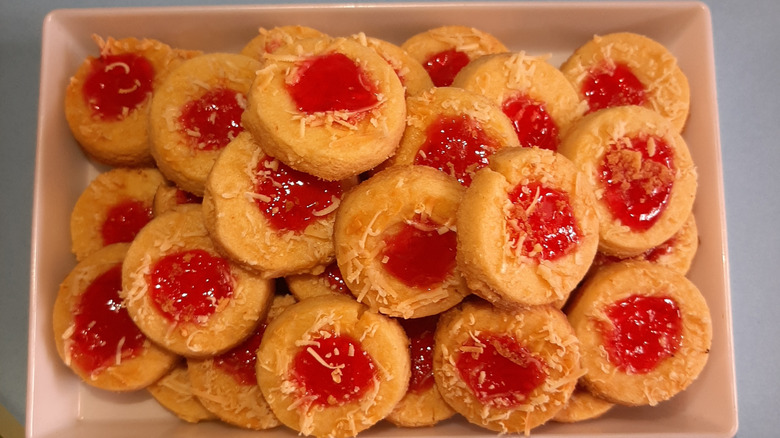 thumbprint cookies with strawberry jam