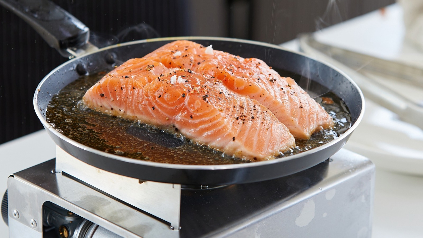 You Don't Need A Thermometer For Salmon. Just Look At The Gradient