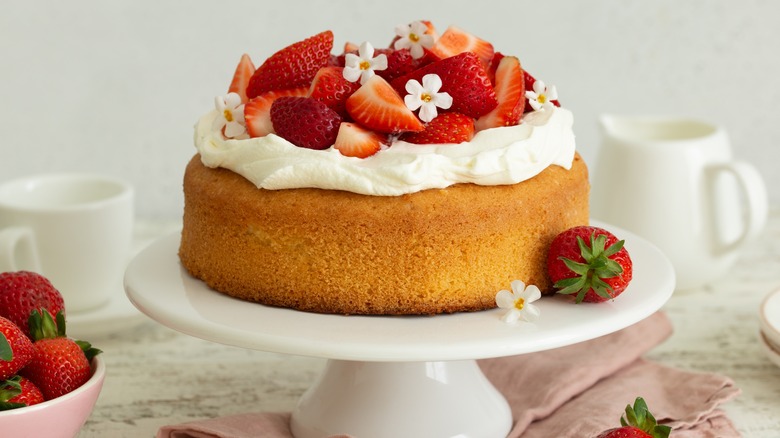 cake with fruit topping