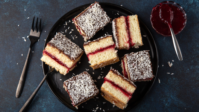 Lamington cake squares with jam