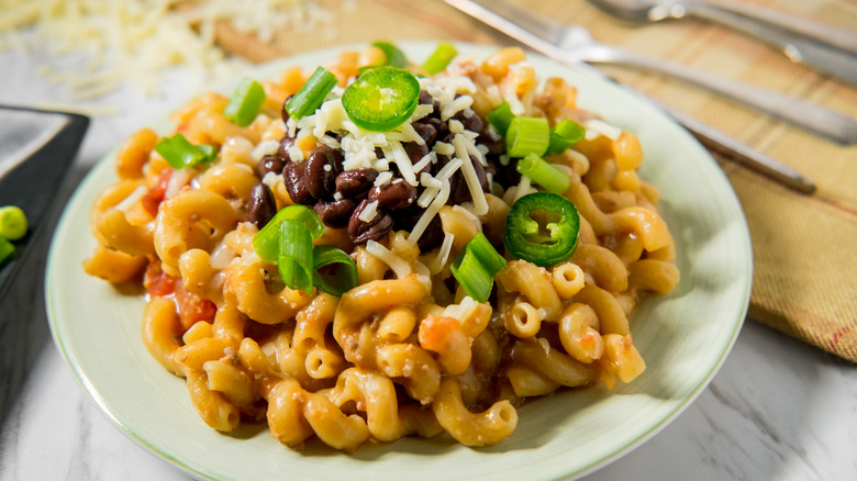 Tex-Mex mac and cheese with black beans and jalapenos