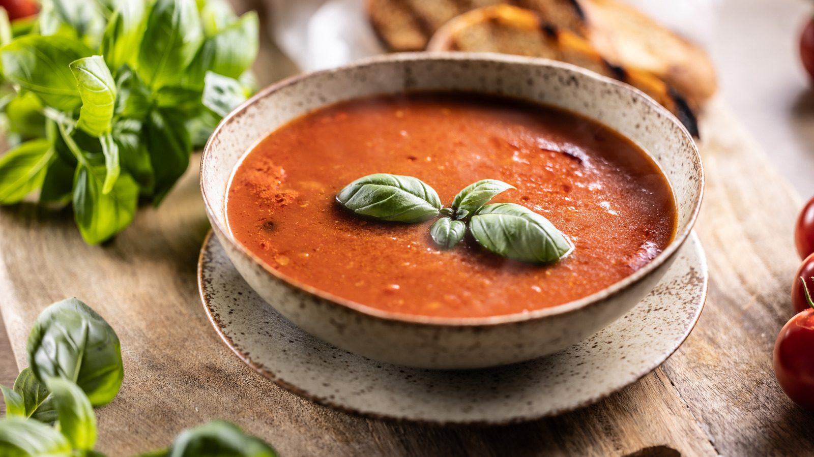 You Only Need 3 Ingredients To Make Comforting Tomato Soup - Tasting Table