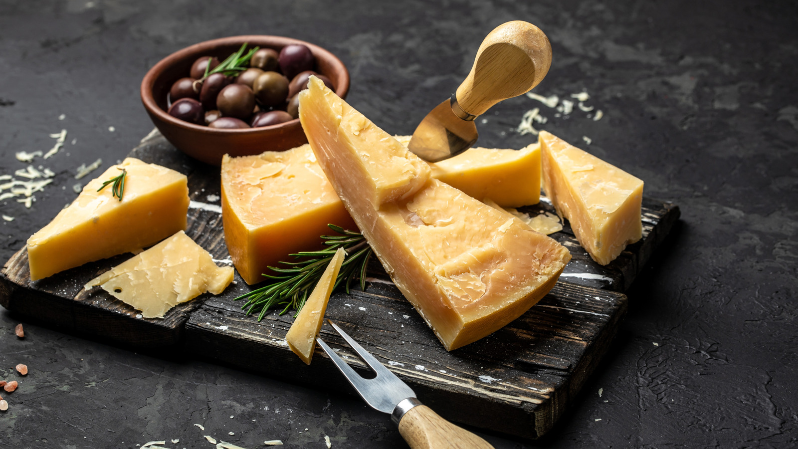 Your Favorite Italian Cheese Beats Eggs On Protein And Calcium - Tasting Table