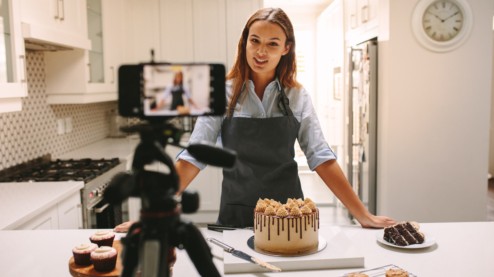 Your Recipe Video Looks Tasty, But Wearing Jewelry Is An Immediate No