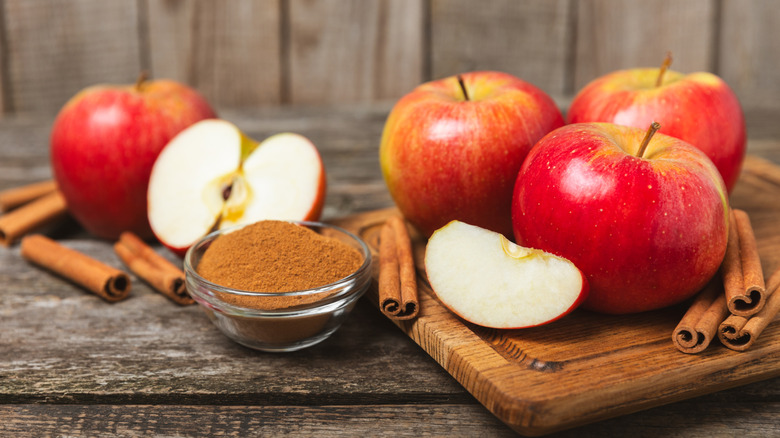 cinnamon and apples